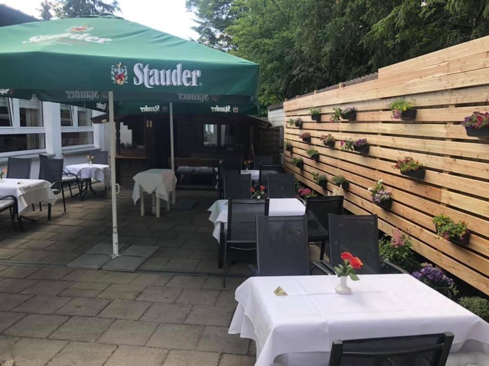 Hotel-Restaurant Schmachtenbergshof Essen Exterior foto